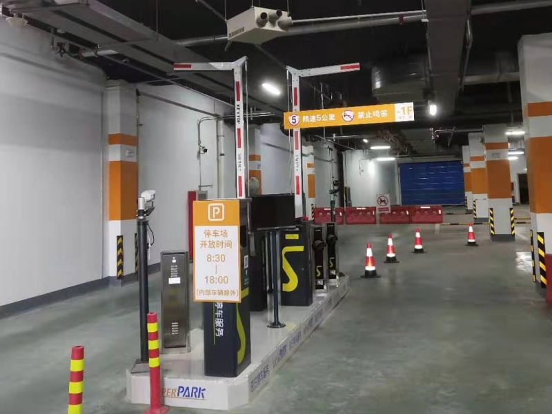 天津正融科技大廈停車場收費管理系統(tǒng)及設(shè)備案例