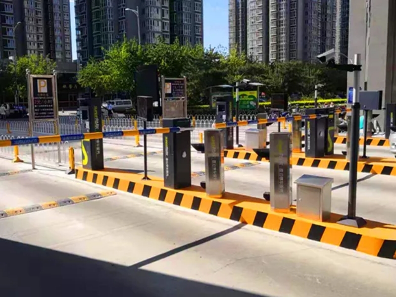 河北廊坊福城上上城五期停車場(chǎng)收費(fèi)管理系統(tǒng)及設(shè)備案例