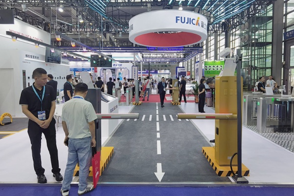 富士智能亮相CPSE安博會，展示智慧停車和通行領(lǐng)域創(chuàng)新應(yīng)用