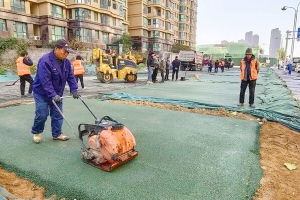 解決停車難問題，河南省漯河市加大公共停車場(chǎng)建設(shè)力度