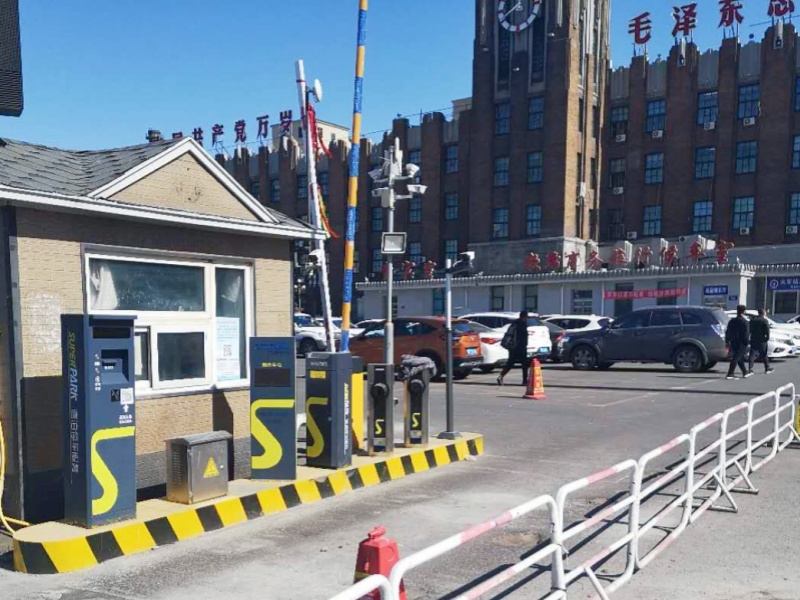 黑龍江齊齊哈爾火車站停車場收費管理系統(tǒng)及設(shè)備案例