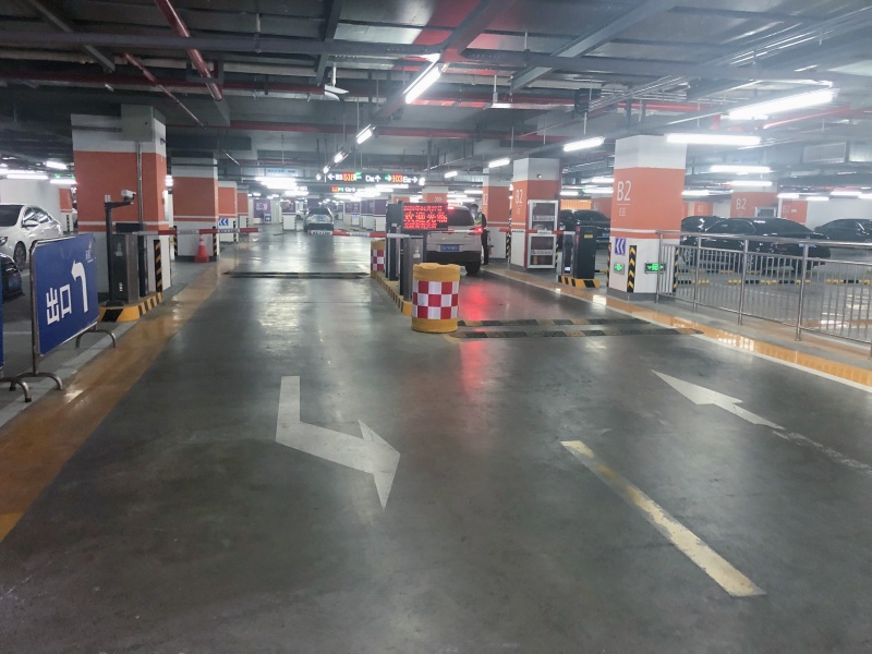 浙江杭州龍湖蔣村西溪天街停車場(chǎng)收費(fèi)管理系統(tǒng)及設(shè)備案例