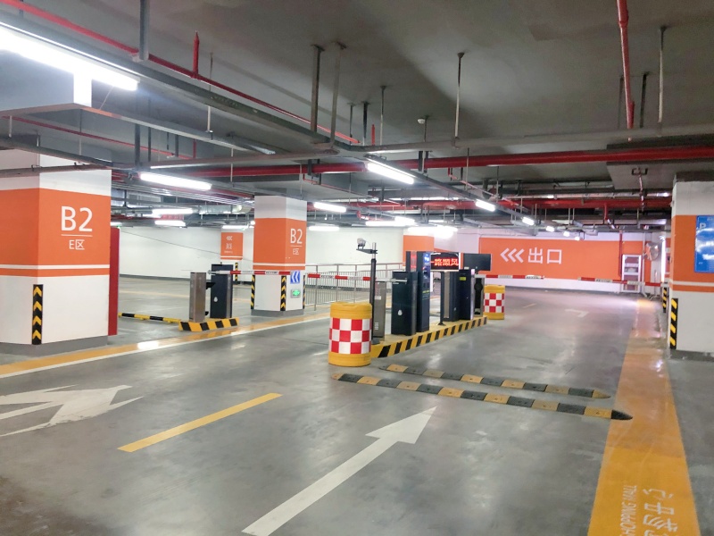 浙江杭州龍湖濱江天街二期停車場收費管理系統(tǒng)及設備案例