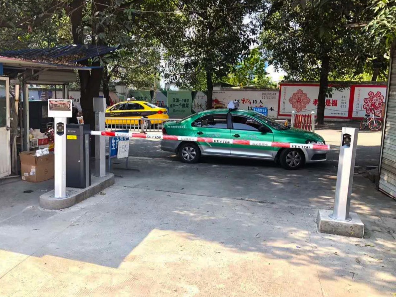 福建醫(yī)科大學(xué)附屬第一醫(yī)院停車場收費(fèi)管理系統(tǒng)及設(shè)備案例