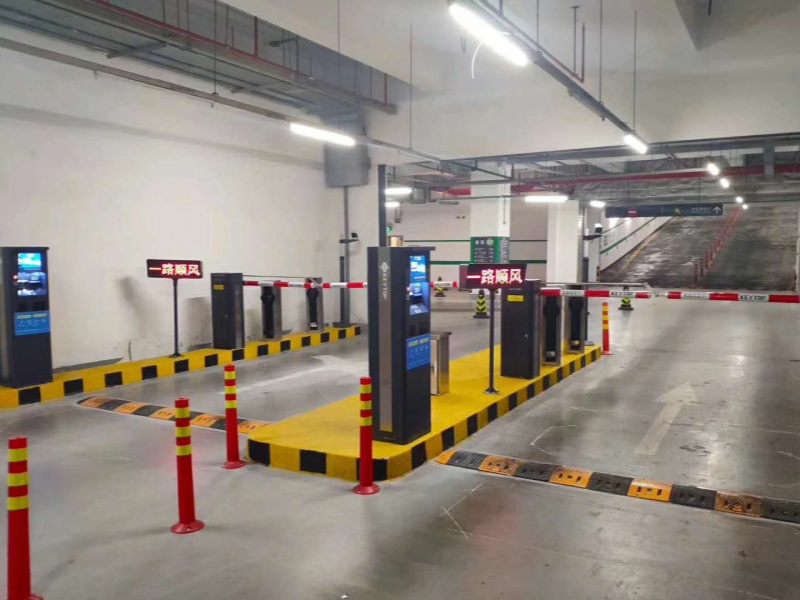 上海虹橋天地購物中心停車場收費管理系統(tǒng)及設備案例