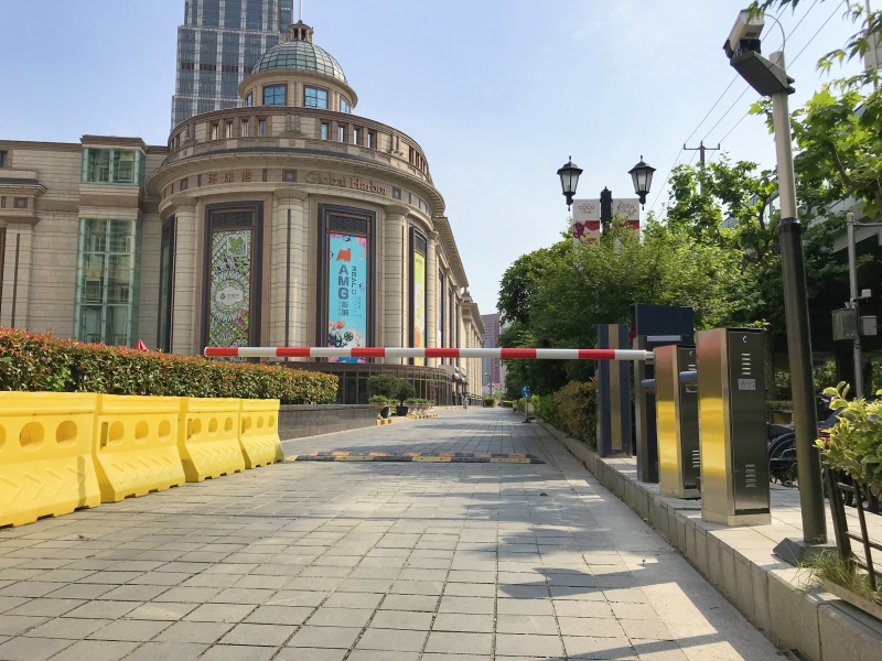 上海環(huán)球港停車場收費管理系統(tǒng)及設備案例