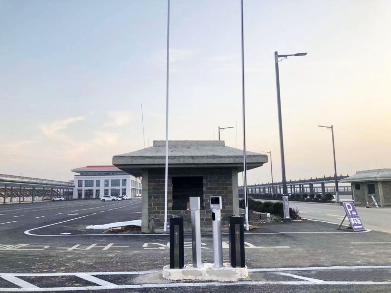 江蘇連云港灌云高鐵站停車場收費管理系統(tǒng)及設(shè)備案例