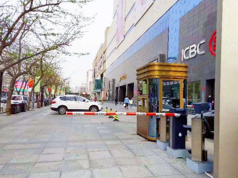 河北石家莊北國商城停車場收費管理系統(tǒng)及設(shè)備案例