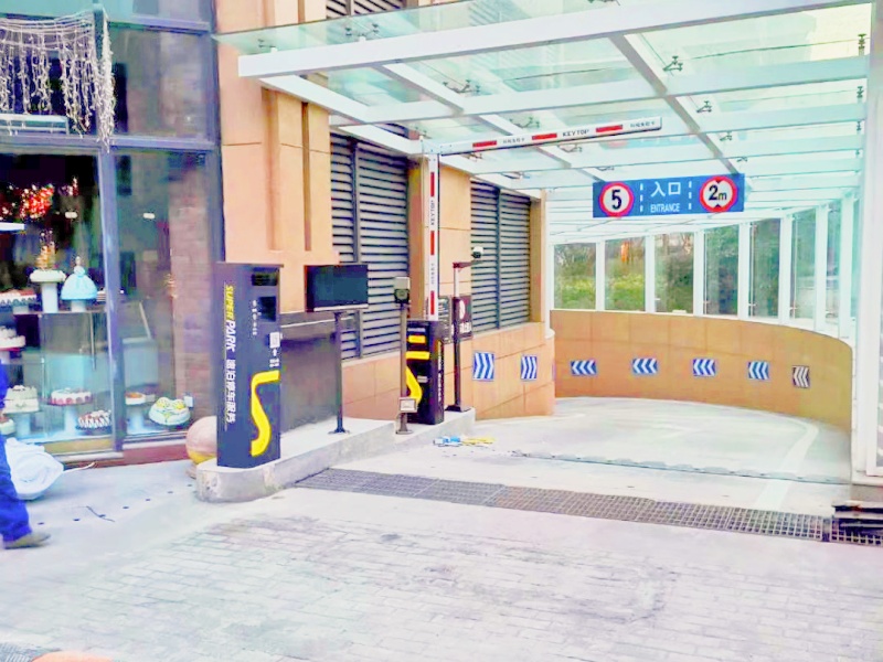 四川成都錦江星島國際停車場收費(fèi)管理系統(tǒng)及設(shè)備案例