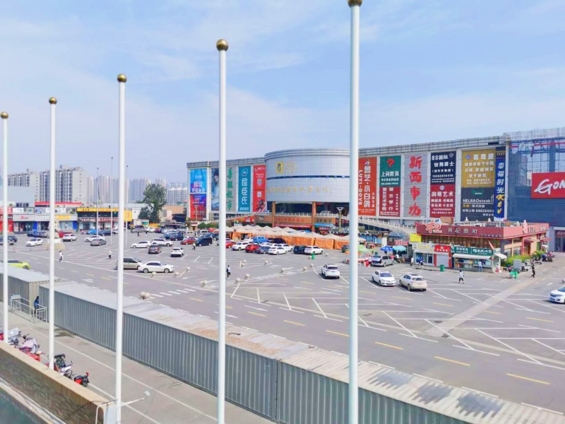 山東濟(jì)南世購商貿(mào)廣場停車場收費(fèi)管理系統(tǒng)及設(shè)備案例