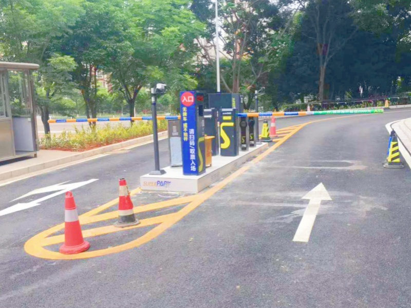 紫云青鳥(niǎo)云南文化創(chuàng)意博覽園停車場(chǎng)收費(fèi)管理系統(tǒng)及設(shè)備案例