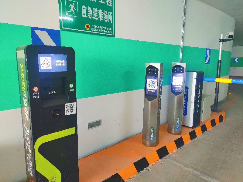 河北廊坊燕郊弘陽廣場停車場收費管理系統(tǒng)及設備案例