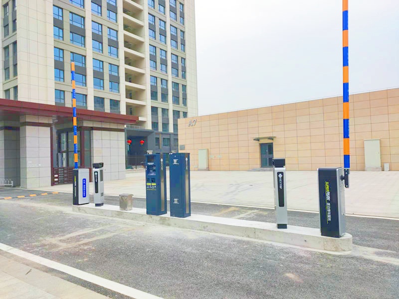 河北廊坊甜城方立方停車場收費管理系統(tǒng)及設備案例