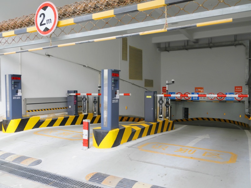 上海濱江國(guó)際廣場(chǎng)地下停車(chē)場(chǎng)收費(fèi)管理系統(tǒng)及設(shè)備案例