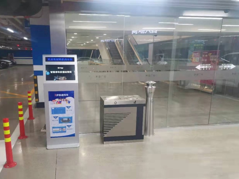 山東臨沂泰盛廣場停車場收費管理系統及設備案例