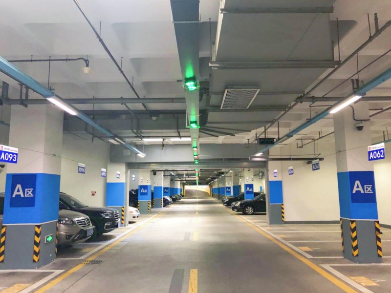 山東濟南龍奧大廈停車場收費管理系統(tǒng)及設(shè)備案例