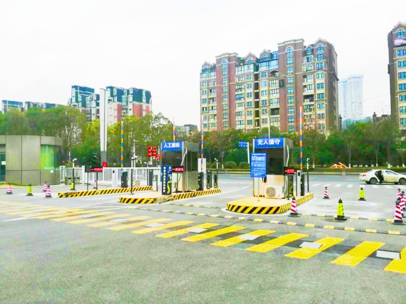 南京江蘇大劇院停車場(chǎng)收費(fèi)管理系統(tǒng)及設(shè)備案例