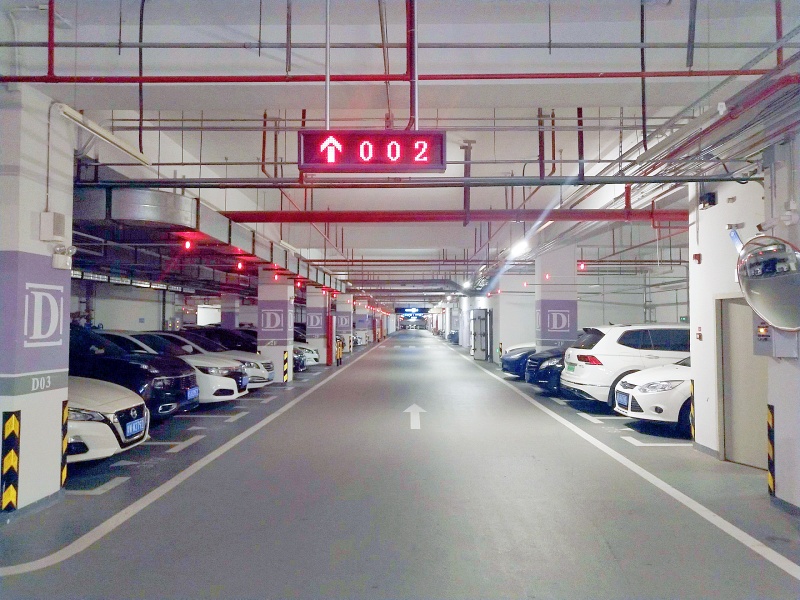 廣東東莞華為松山湖基地停車場車位引導(dǎo)系統(tǒng)及設(shè)備案例