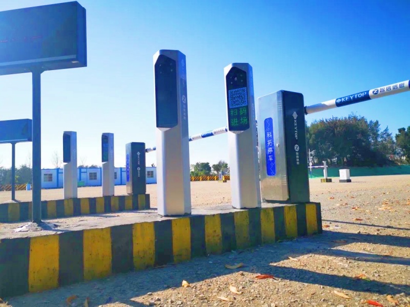 廣東汕頭南澳大橋智能道閘系統(tǒng)及設(shè)備案例