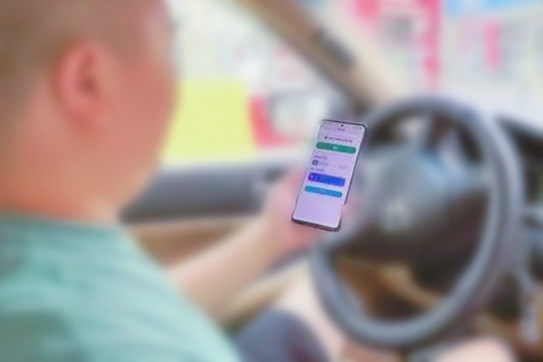 停車場(chǎng)移動(dòng)支付便捷，開票難，法規(guī)被漠視亟待解決