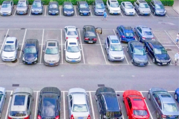 昆明交通建設(shè)與停車管理新貌：惠民成果斐然