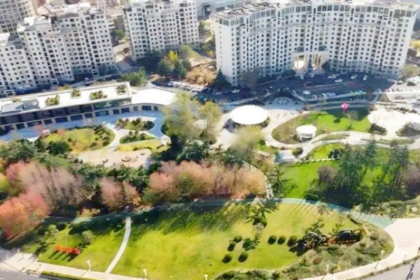 青島停車(chē)場(chǎng)建設(shè)成果斐然：創(chuàng)新驅(qū)動(dòng)，停車(chē)難題逐步破解