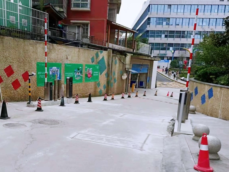 貴州貴陽(yáng)市婦幼保健院停車場(chǎng)收費(fèi)管理系統(tǒng)及設(shè)備案例