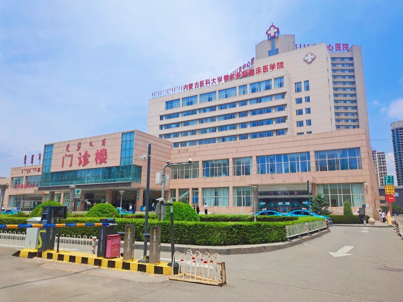 鄂爾多斯中心醫(yī)院停車場收費(fèi)管理系統(tǒng)及設(shè)備案例