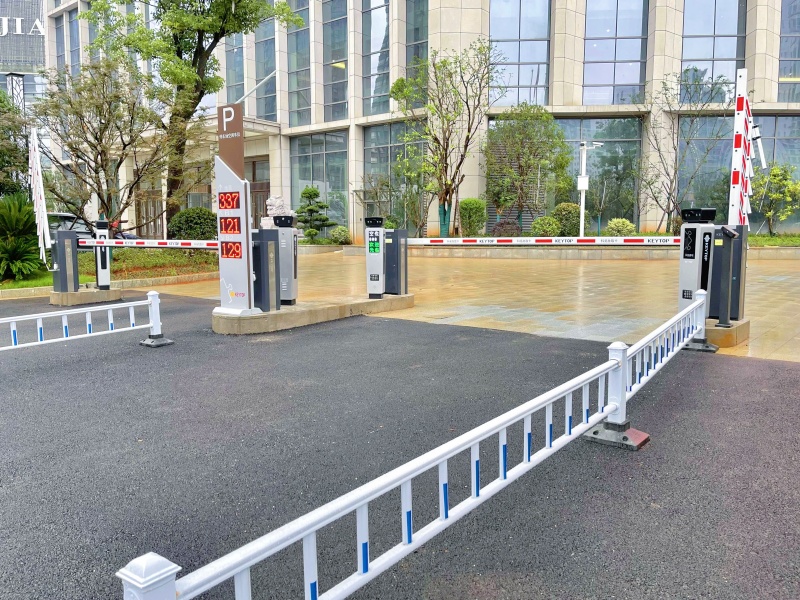 工商銀行江西省分行停車場收費管理系統(tǒng)及設(shè)備案例