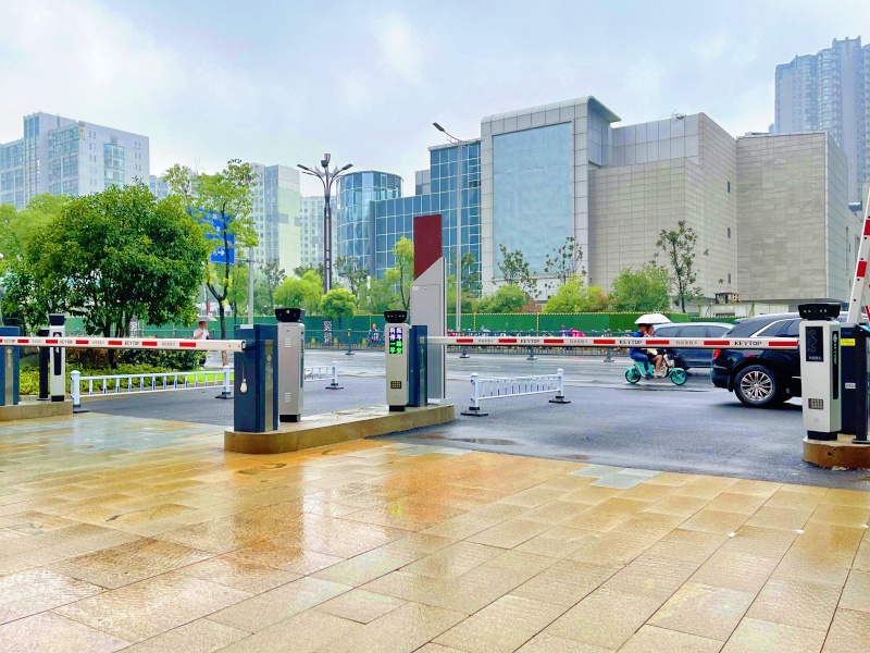 工商銀行江西省分行停車場收費管理系統(tǒng)及設(shè)備案例