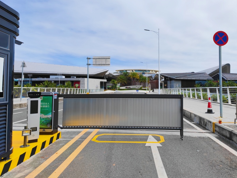 海南三亞國(guó)際免稅城2期停車場(chǎng)收費(fèi)管理系統(tǒng)及設(shè)備案例