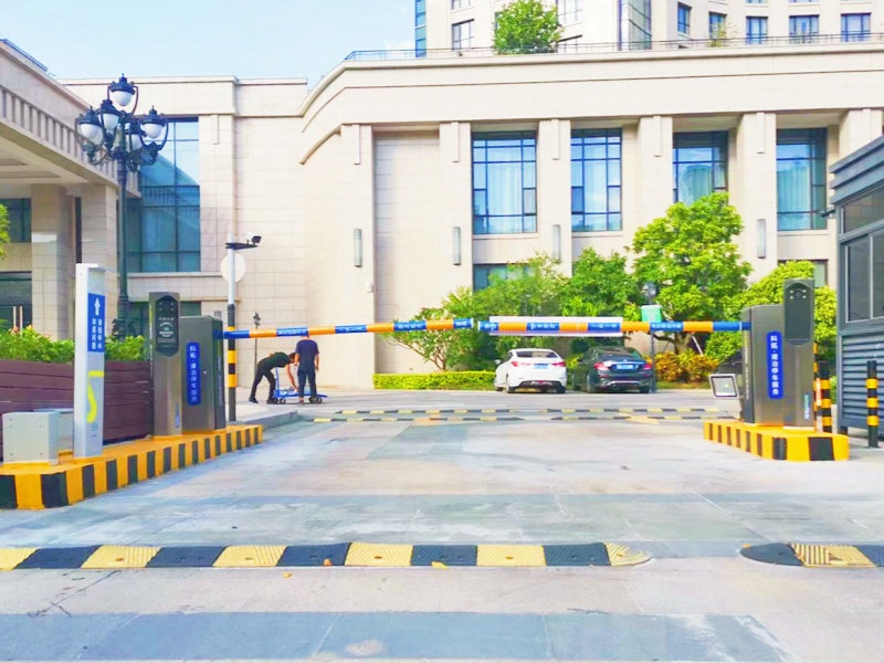 廣東汕頭國瑞豪生大酒店停車場收費管理系統(tǒng)及設備案例