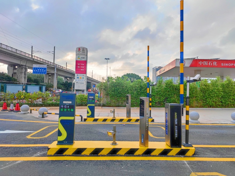 海南?？谟颜x南海城停車場收費管理系統(tǒng)及設(shè)備案例