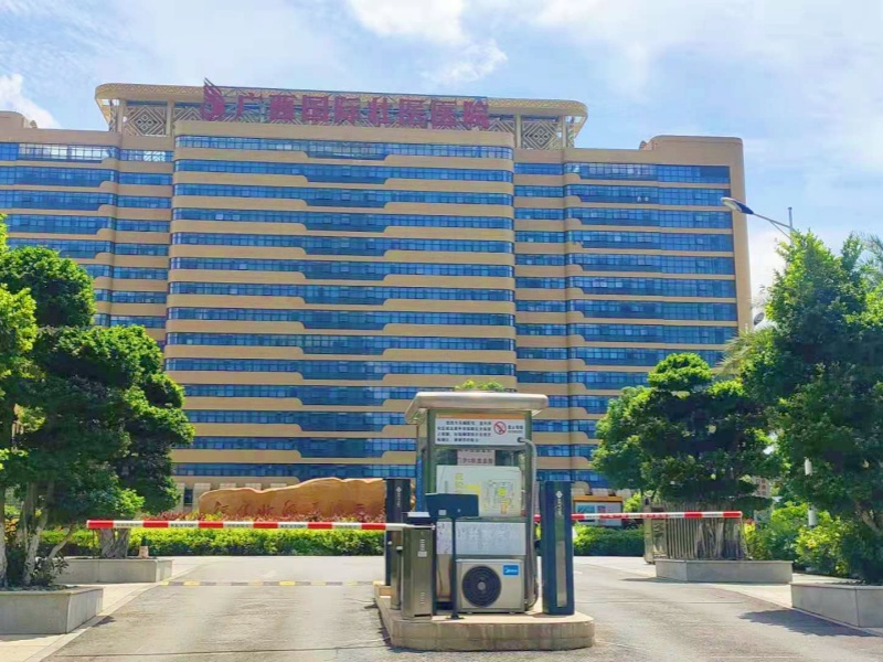 廣西國際壯醫(yī)醫(yī)院停車場收費(fèi)管理系統(tǒng)及設(shè)備案例