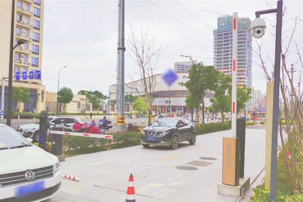 順源里小區(qū)停車場風波：權益紛爭與解決困局