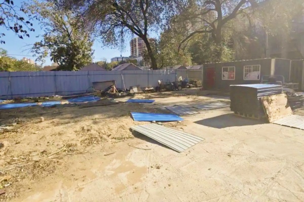 老舊社區(qū)“空間魔法”破解停車難 居民自治繪就民生新圖景