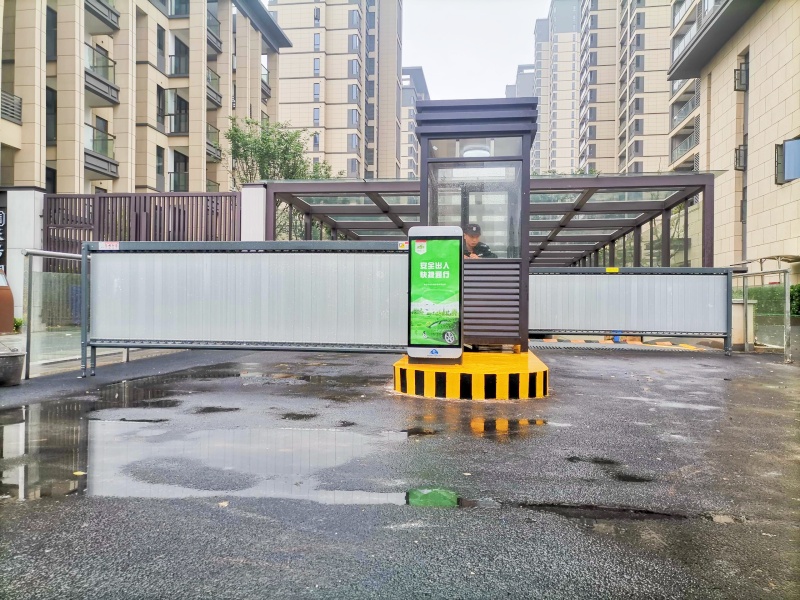 湖南株洲長(zhǎng)房·湘江府停車(chē)場(chǎng)道閘系統(tǒng)及設(shè)備案例