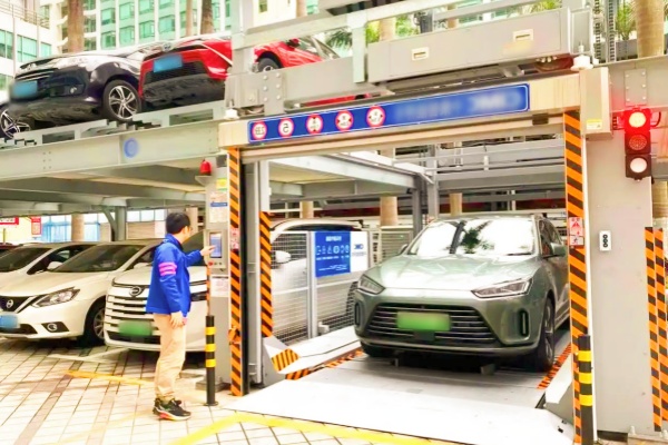 深圳智慧停車新標桿：立體停車庫存取車60秒背后的城市空間革命
