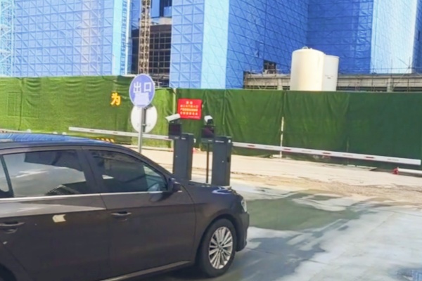 西區(qū)停車難題再添解決方案，京華城西大型免費停車場正式啟用