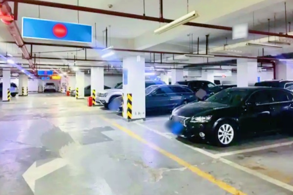 天橋街道試水“錯(cuò)時(shí)共享+立體規(guī)劃” 緩解老城區(qū)居民停車難