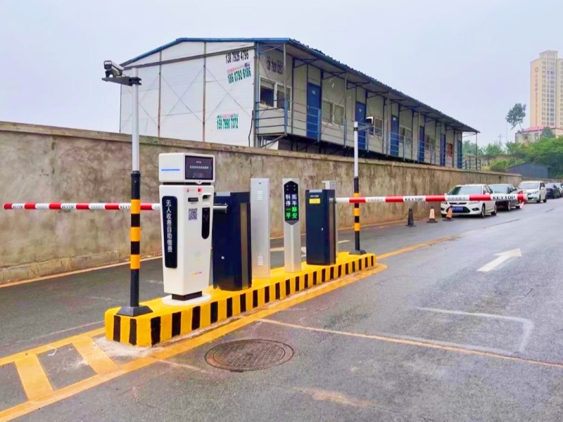 江西九江銅鑼灣廣場停車場收費管理系統(tǒng)及設備案例