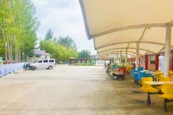 雄州鎮(zhèn)古莊頭村碼頭：智能停車場落地 改善停車現(xiàn)狀