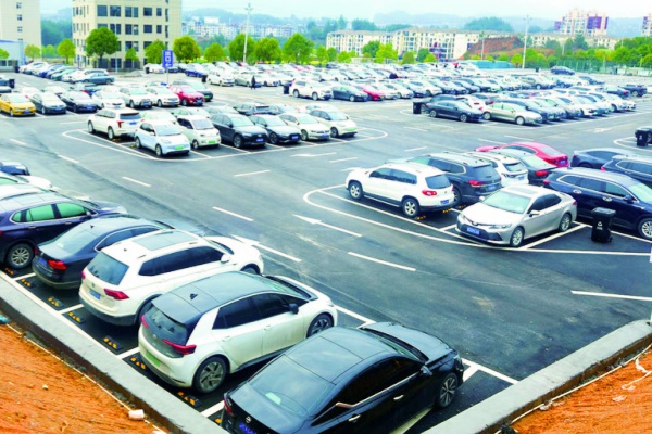 掃碼即走、空位可查，重慶智慧停車改寫出行體驗(yàn)