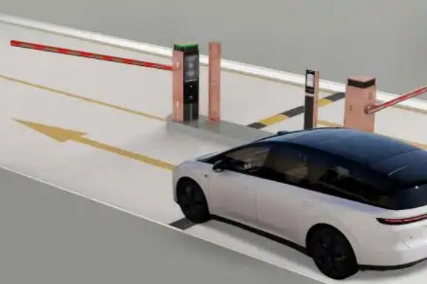 智慧停車邁入800萬黑光識別階段，技術革新破解行業(yè)多重痛點