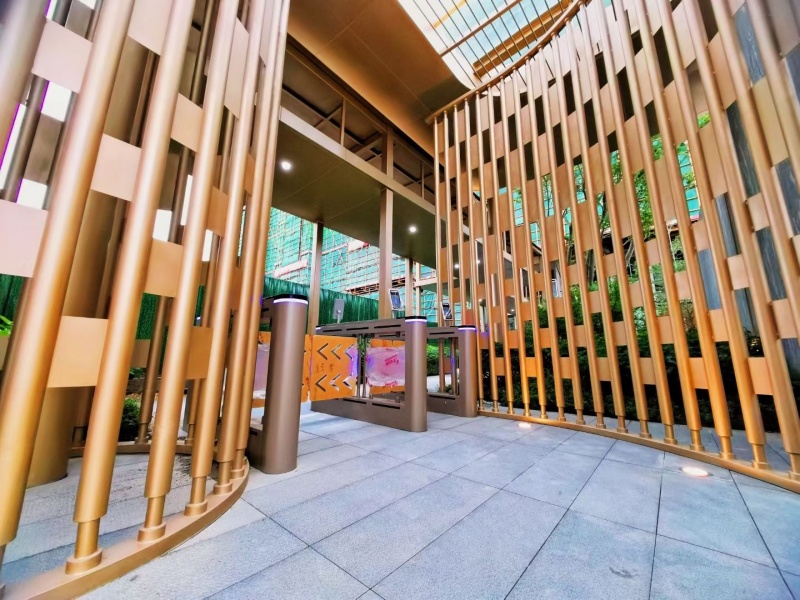 廣東汕頭中交和語(yǔ)灣小區(qū)人臉識(shí)別門(mén)禁管理系統(tǒng)及設(shè)備案例