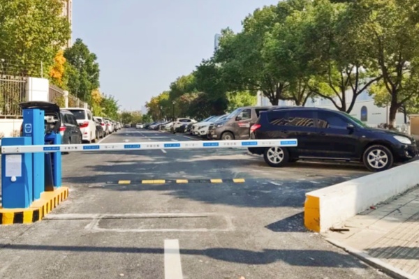 盤活閑置空地！蜀山區(qū)新增一處便民停車場(chǎng)，配建62個(gè)充電樁